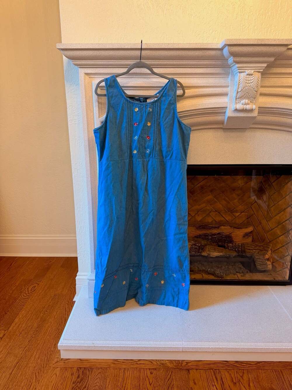 CLC Cricket Lane Collection Dress Size XL Blue Denim Floral Embroidered